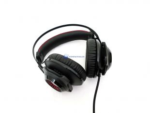 HyperX-Cloud-Revolver-16